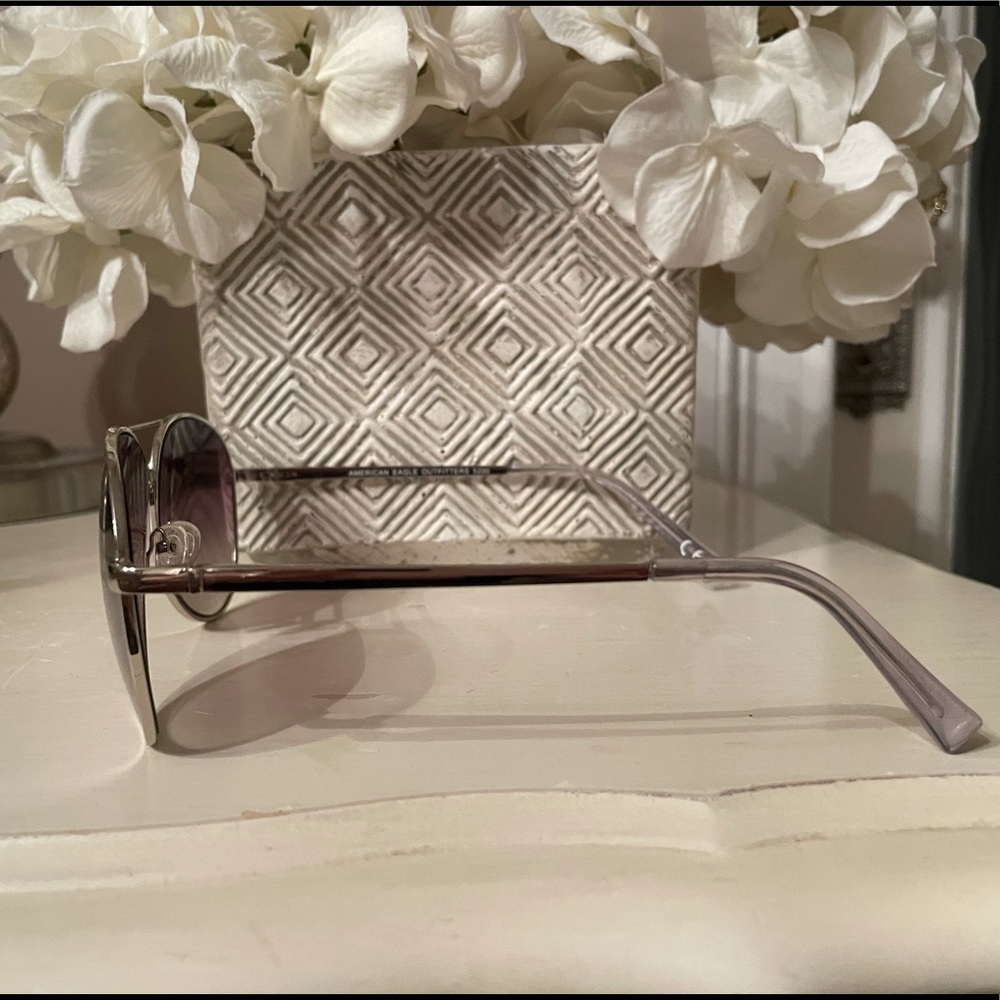 American Eagle Sunglasses - Picture 2 of 7